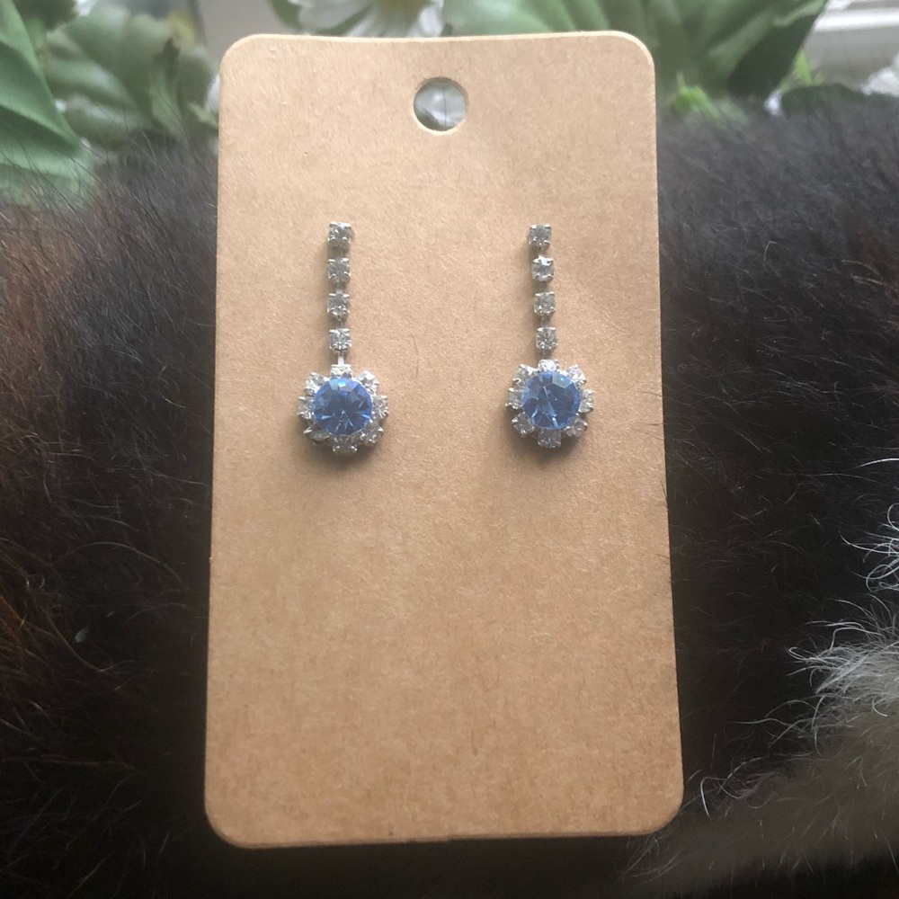 Vintage baby blue dangle rhinestone pierced earrings